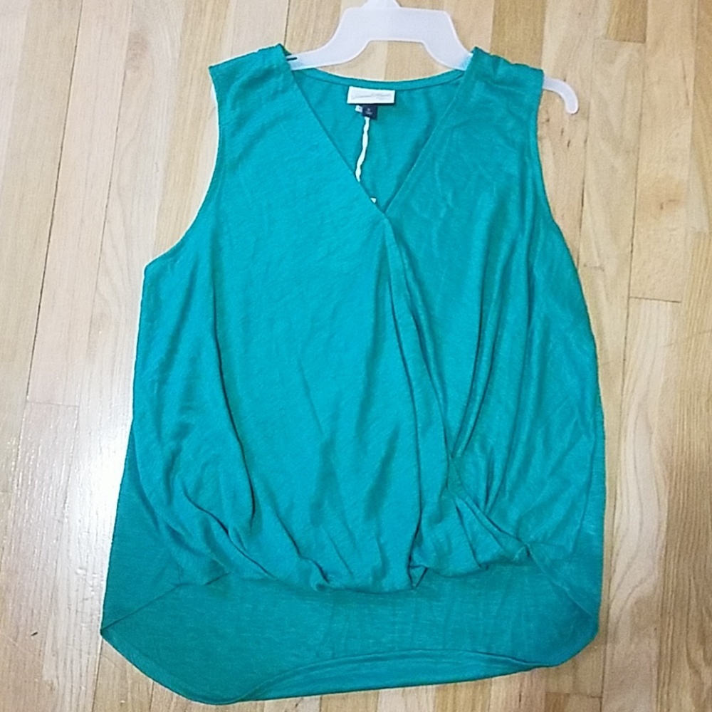 Sleeveless top